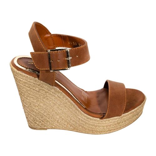 Sandalia con plataforma Senties Camel para dama 53-837