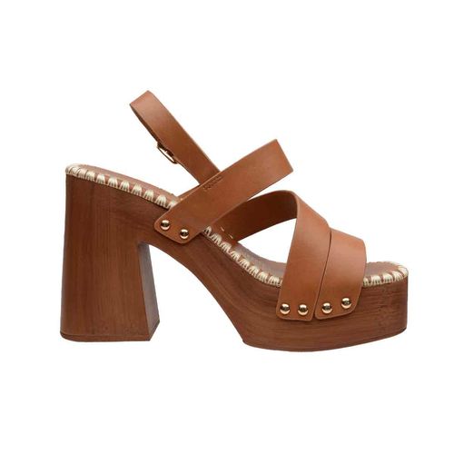 Sandalia casual EFE café para dama 143904