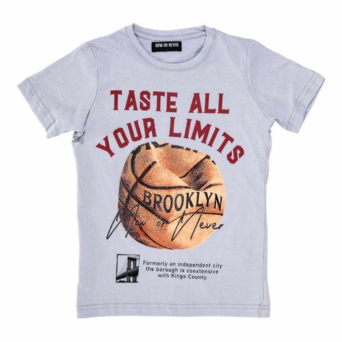 Playera Now Or Never gris para joven 321571-101