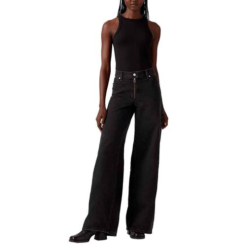 Pantalón de mezclilla Levis negro para dama 003QJ-0000