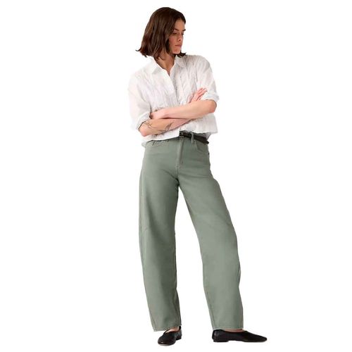 Pantalón de mezclilla Levis verde para dama 0039A-0008