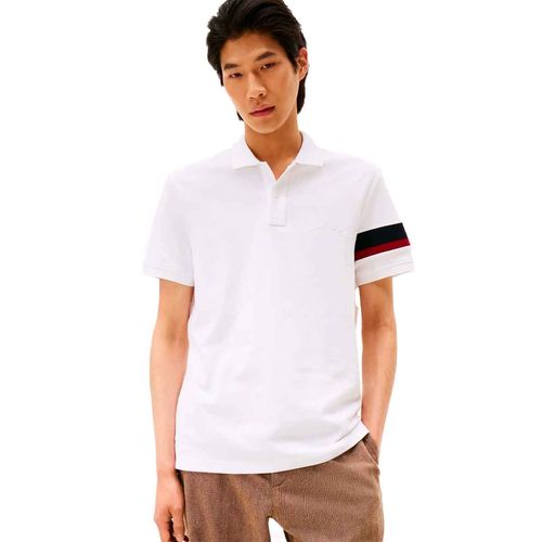 Playera tipo polo Tommy Hilfiger blanco para caballero MW0MW41354-YBR