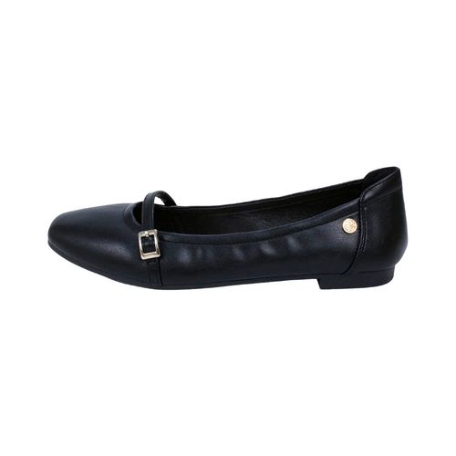 Zapato casual Kayleen negro para dama CORONA-118