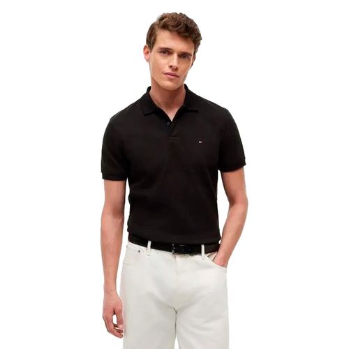 Playera tipo polo Tommy Hilfiger negro para caballero MW0MW39306-BDS