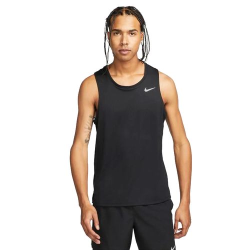 Playera deportiva Nike negro para caballero DV9321010