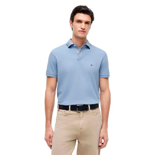 Playera tipo polo Tommy Hilfiger azul para caballero MW0MW32346-C2B